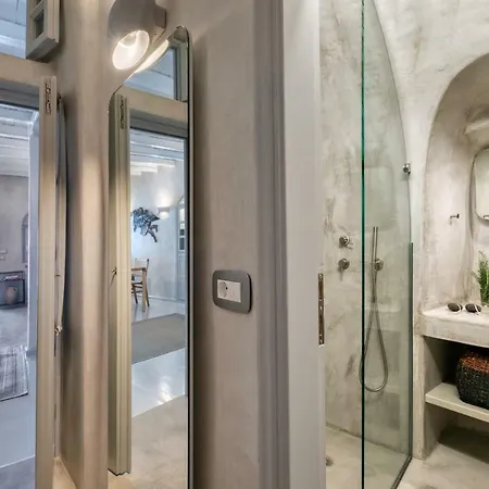 Marble Sun With Jacuzzi By Caldera