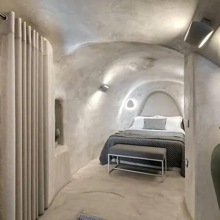 Marble Sun With Jacuzzi By Caldera